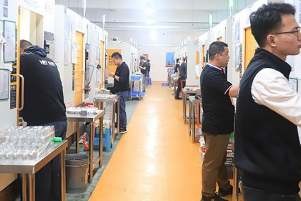 Which is better, CNC machining or laser cutting?